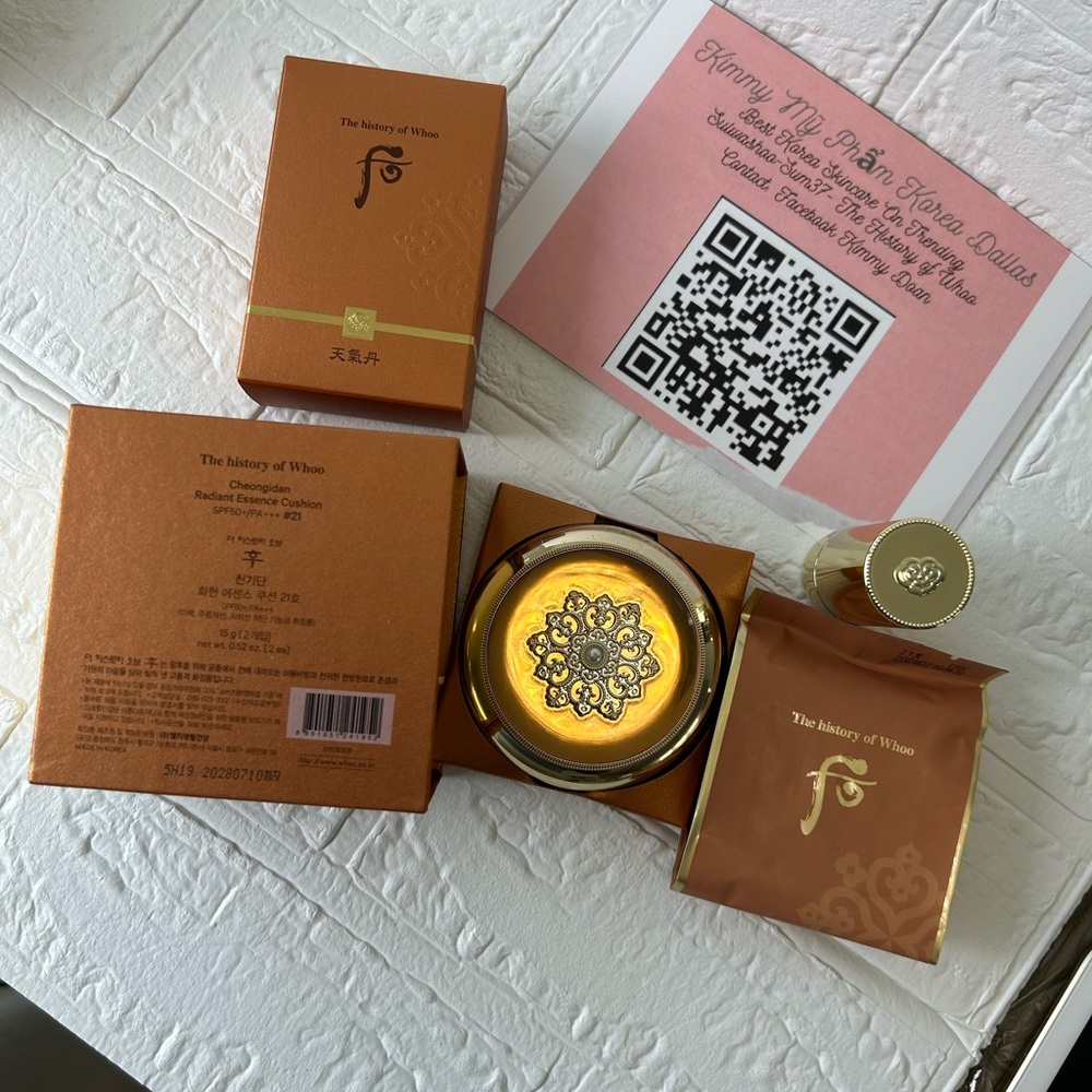 The WHOO CHEONGIDAN RADIANT ESSENCE CUSHION Tone 21